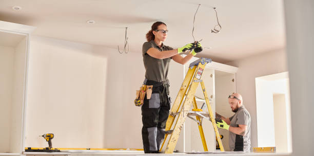 Best Local Electrician Companies  in Point Venture, TX